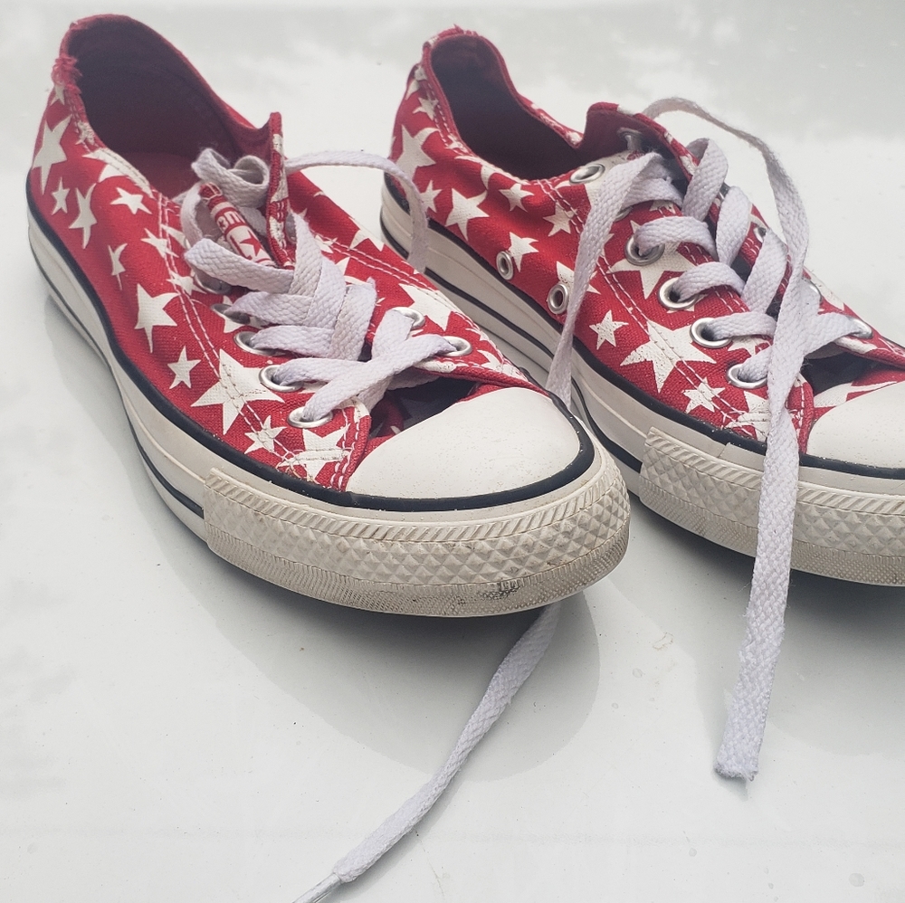 Unisex red and white Converse